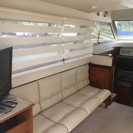 Yacht Princess * Podgorica