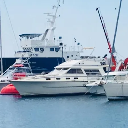 Botel Yacht Princess Podgorica