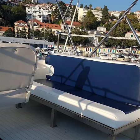Yacht Princess